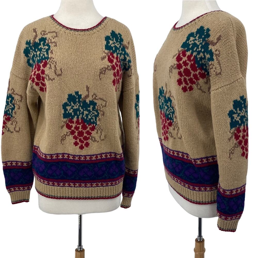 Vintage SKYR Shetland Wool Sweater Crewneck Pullover Grapes Pattern Tan Womens M